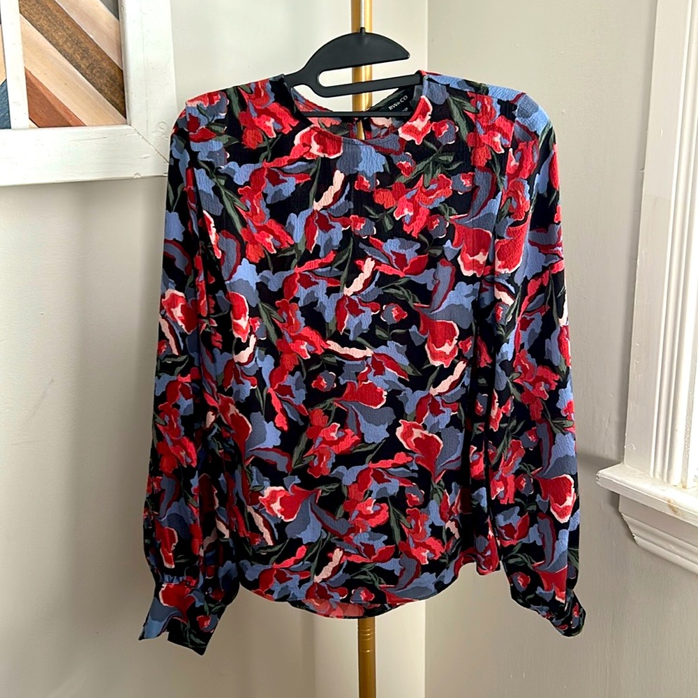 RW&CO Flower print crepe blouse - Picture 4 of 8
